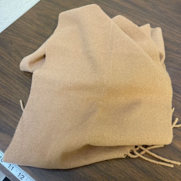 Fendi Camel Wool Fringed Scarf Fendi Logo Embroidered - Picture 4 of 10